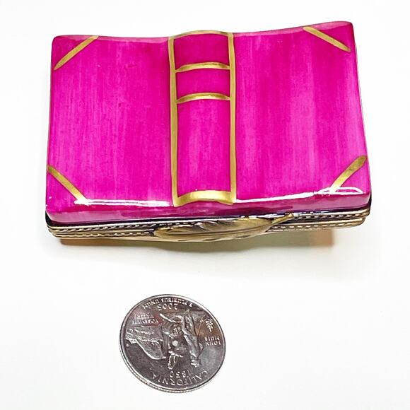 Limoges Box Pipe On Book Hand Painted Porcelain Trinket - Picture 3 of 3